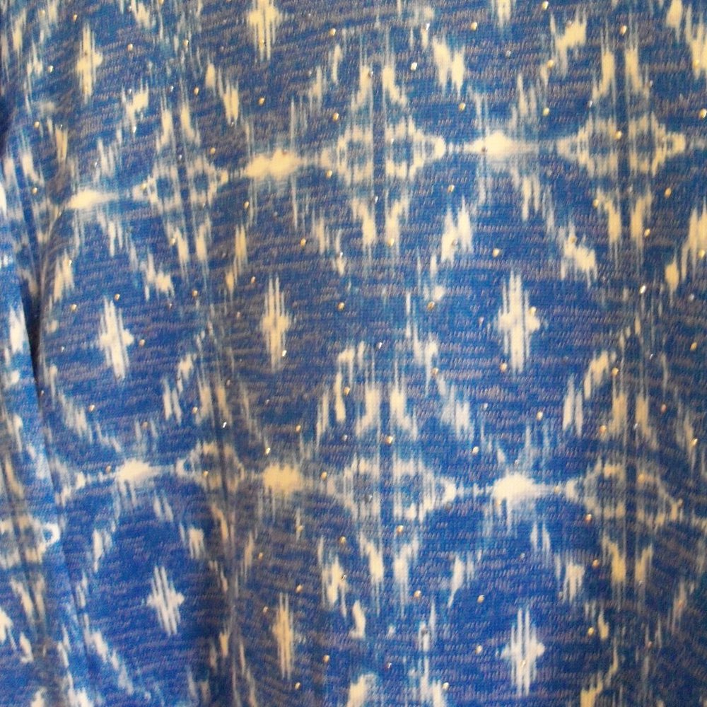 blouse - Picture 3 of 4